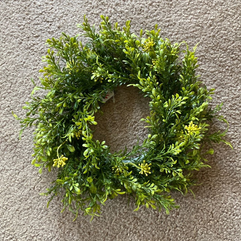 Multi Green Candle Ring